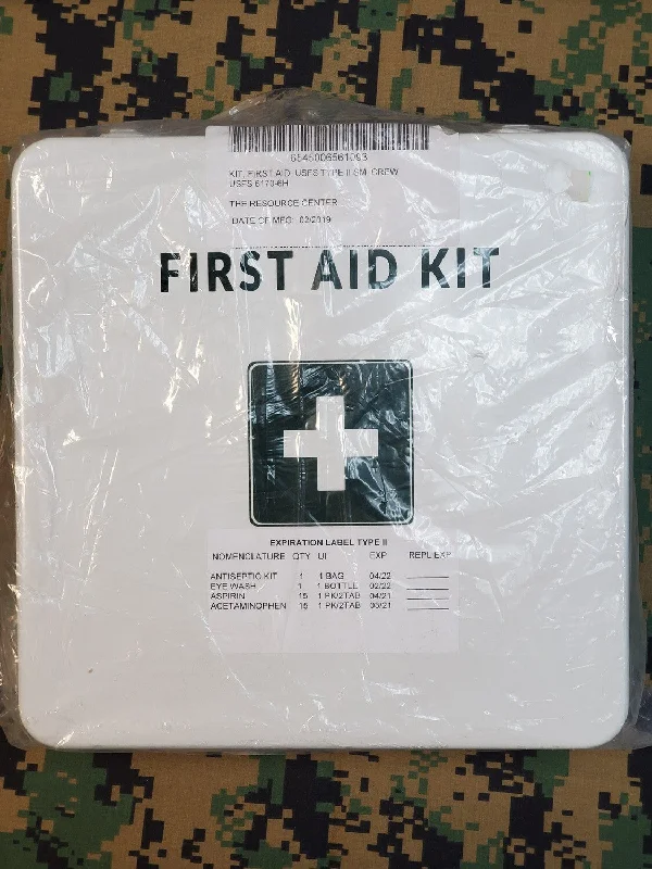 - Climbing pet constant temperature heating pad FIRST AID KIT