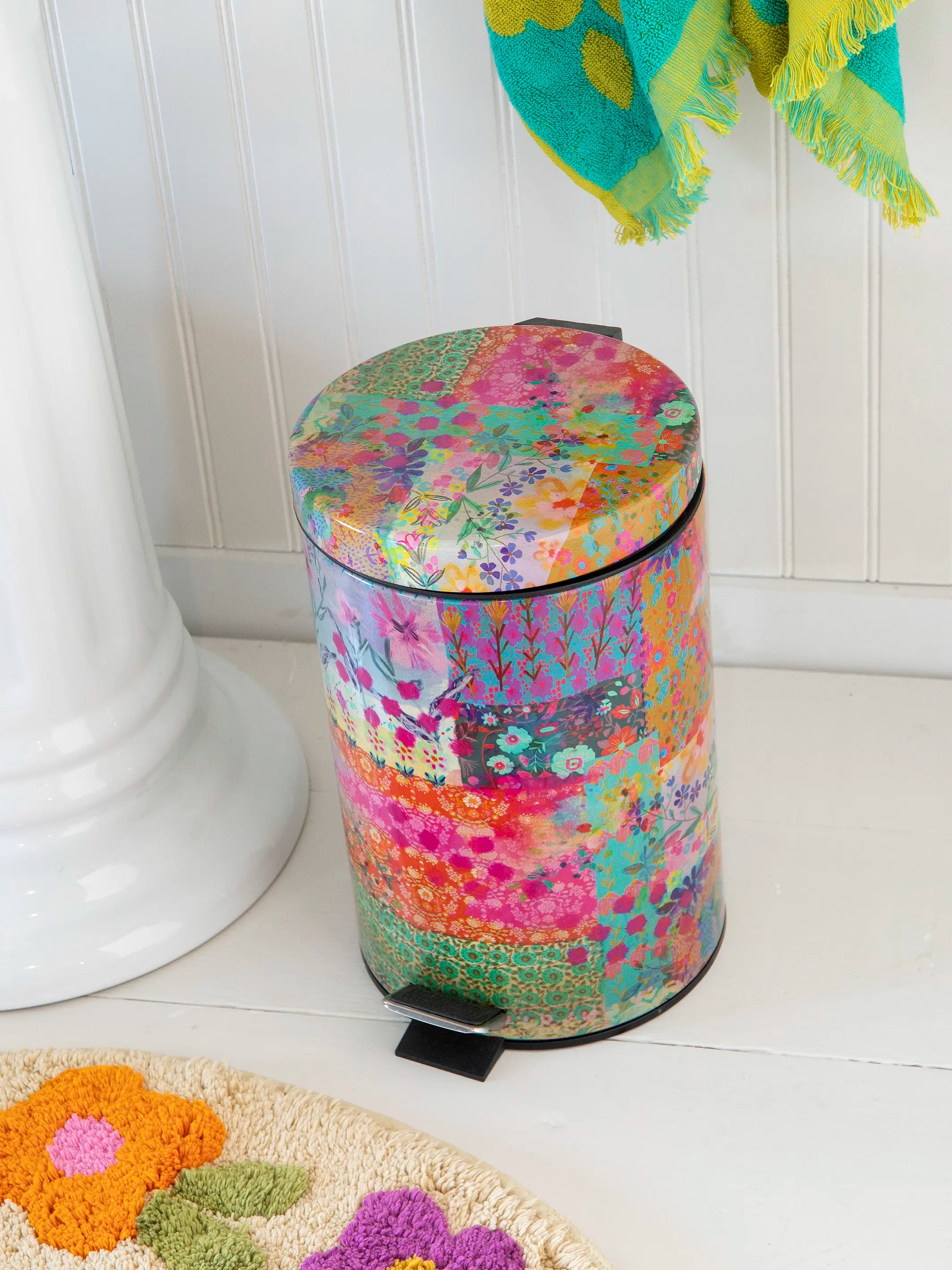  -Anti-slip claw protection raincoat FOR dogs Bathroom Trash Can - Pink Watercolor Patchwork